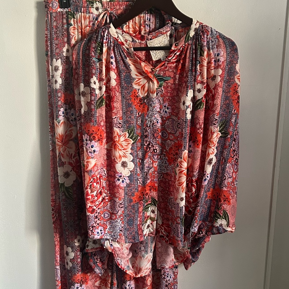 Johnny Was Jade Ingrid Multicolor Floral Batwing Notch Neck Boho Flowy Blouse - Picture 1 of 12